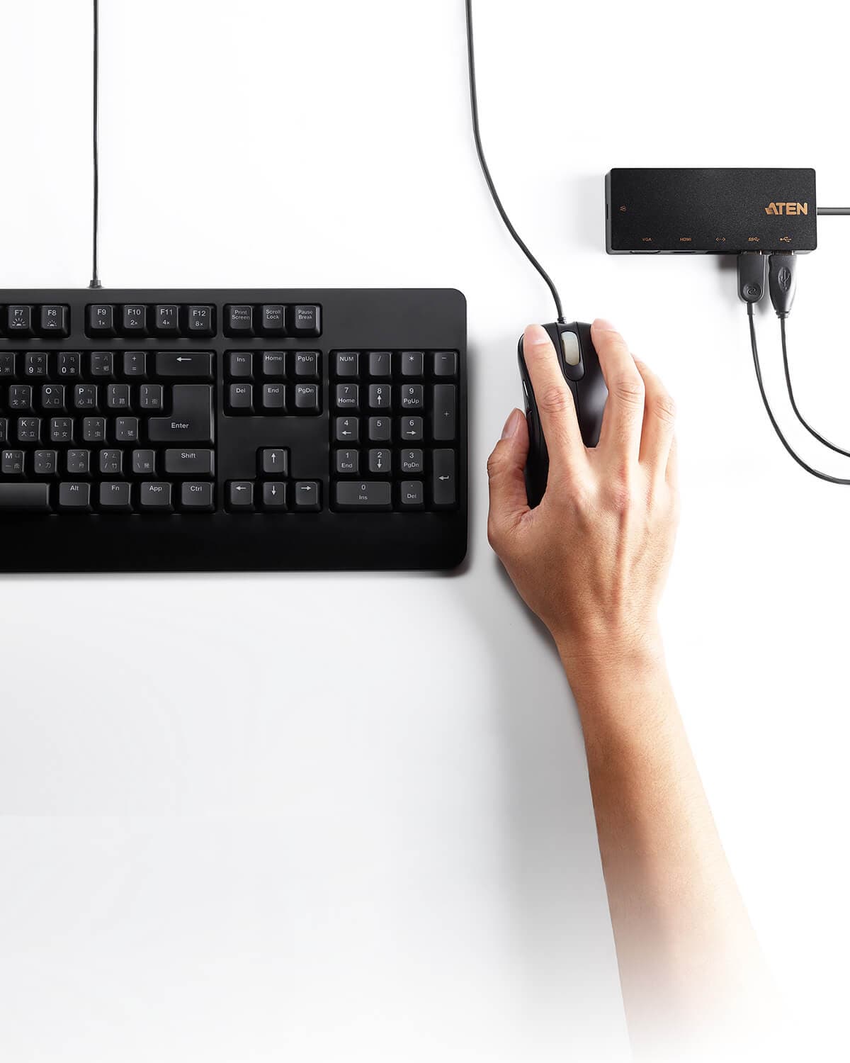 USB-C Multiport Mini Dock with Power Pass-Through — изглед 5