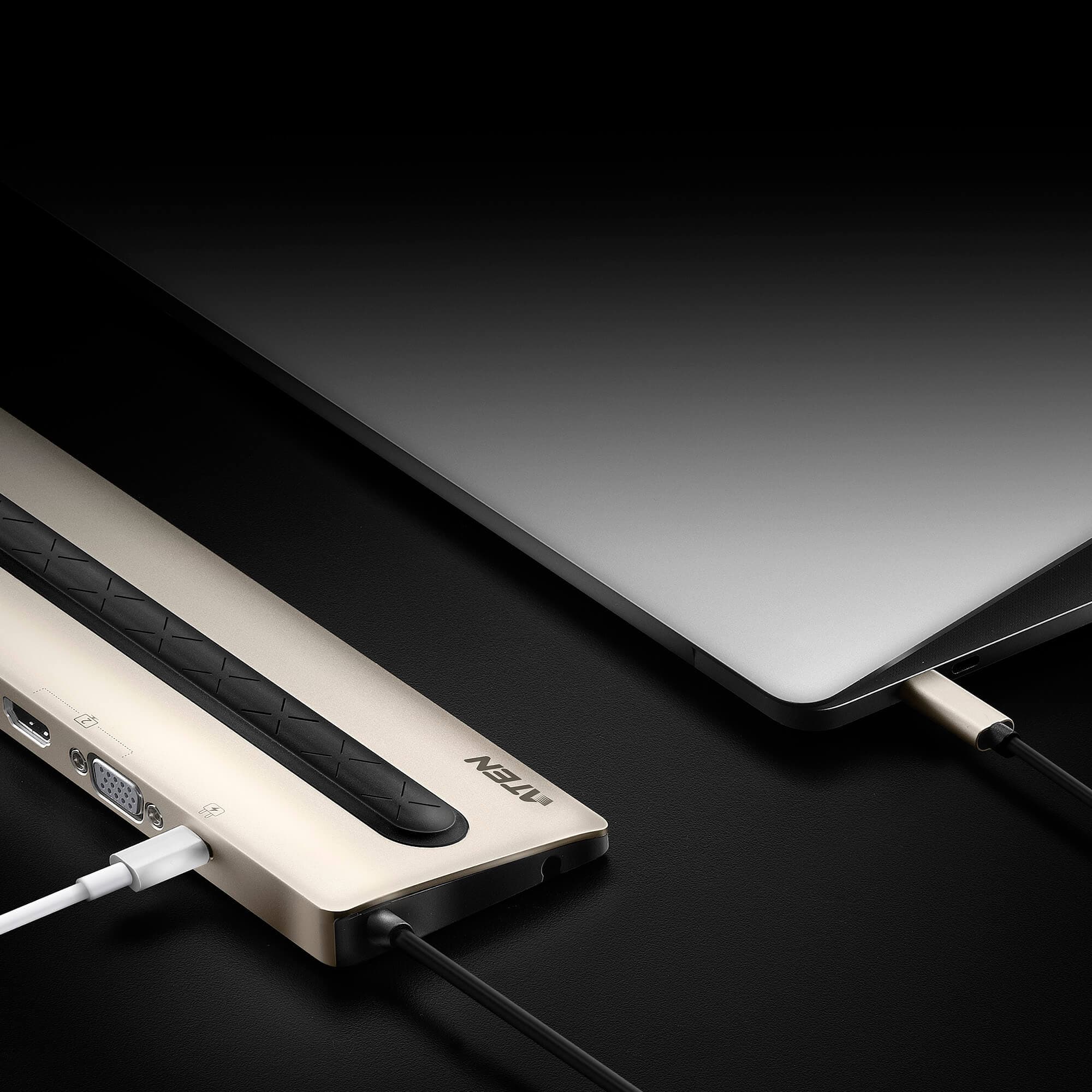USB-C Multiport Dock with Power Pass-Through — изглед 6