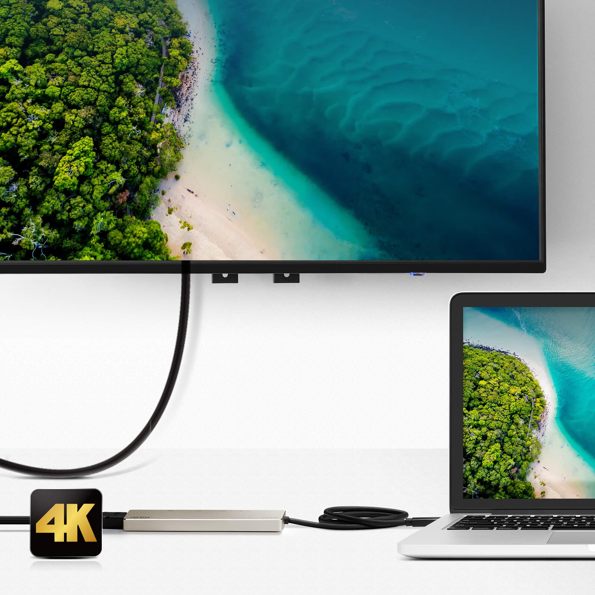USB-C Multiport Mini Dock with Power Pass-Through — изглед 6